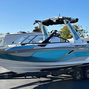 Image: 2024 Centurion RI230 Boat Tint Kit