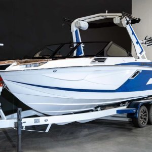 Image: 2024 Centurion RI245 Boat Tint Kit